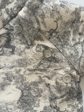 Load image into Gallery viewer, Petite Fleece Jacket (Safari Print)