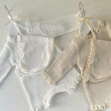 Load image into Gallery viewer, Shiloh Waffle Bodysuit + Bonnet Set (Two Colours)