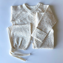 Load image into Gallery viewer, Newborn Retro Floral Set (Orange/Brown)