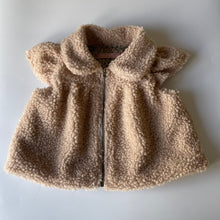 Load image into Gallery viewer, Teddy Borg Gilet Vest (beige)