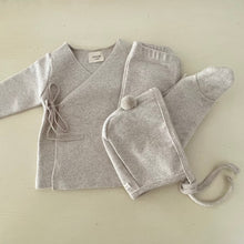 Load image into Gallery viewer, Kimono Top, Bottom + Bonnet Set (Two Colours)