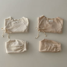 Load image into Gallery viewer, Newborn Kimono Top + Bottom Set (Two Colours)