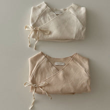 Load image into Gallery viewer, Newborn Kimono Top + Bottom Set (Two Colours)