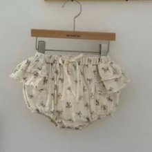 Load image into Gallery viewer, Ditsy Floral Bloomers