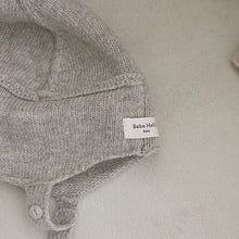 Load image into Gallery viewer, Knitted Bonnet (Two Colours)