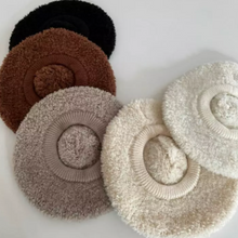 Load image into Gallery viewer, Knitted Beret (Four Colours)