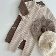 Load image into Gallery viewer, Knitted Beret (Four Colours)