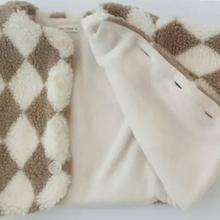 Load image into Gallery viewer, Fleece Jacket (Beige)