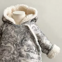 Load image into Gallery viewer, Petite Fleece Jacket (Safari Print)