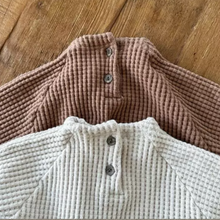 Load image into Gallery viewer, WAFFLE TOP + SHORT SET (OATMEAL)