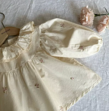 Load image into Gallery viewer, Blossom Embroidery Blouse