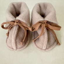 Load image into Gallery viewer, MERINO WOOL BOOTIES
